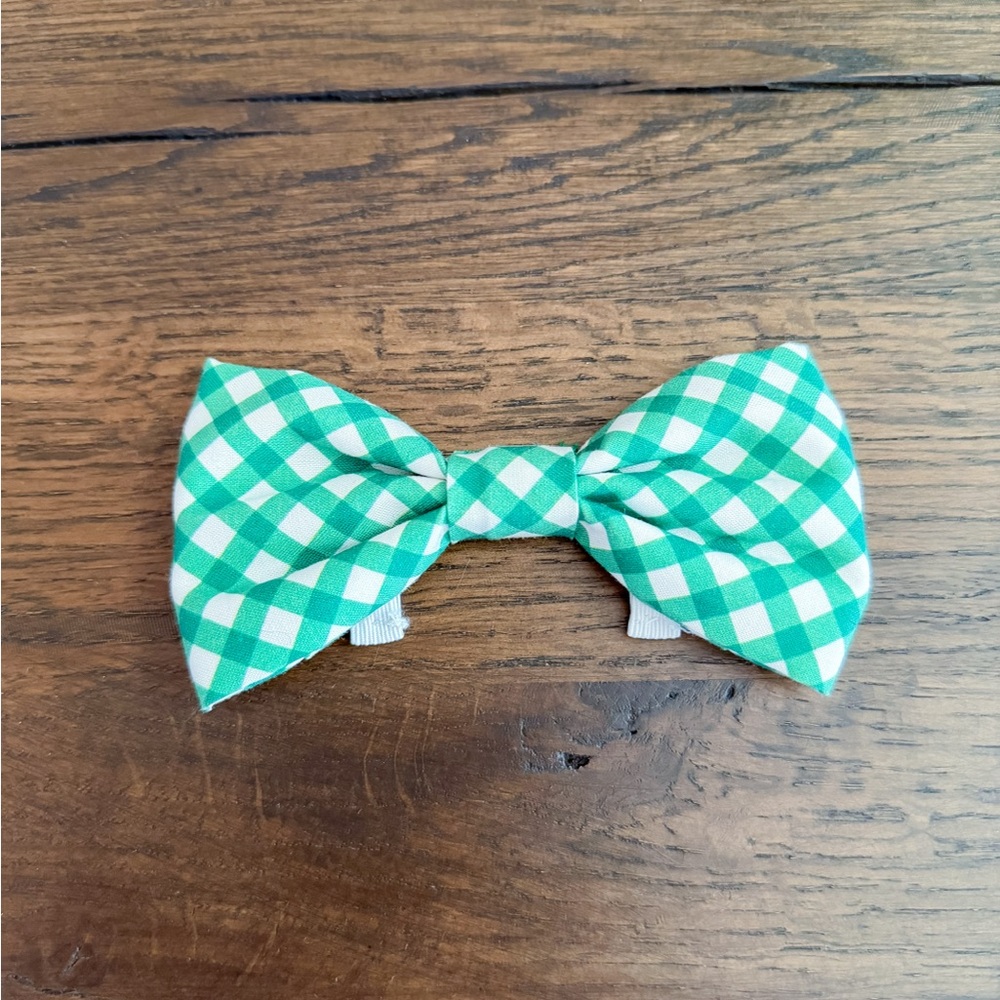 The Foggy Dog Bow Tie